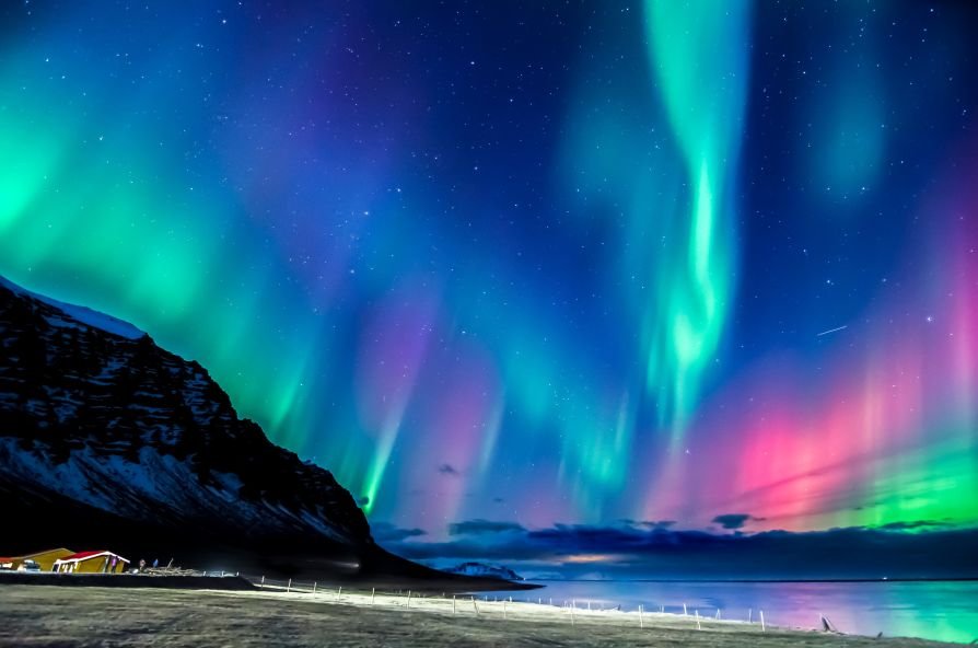 Land Of The Northen Lights